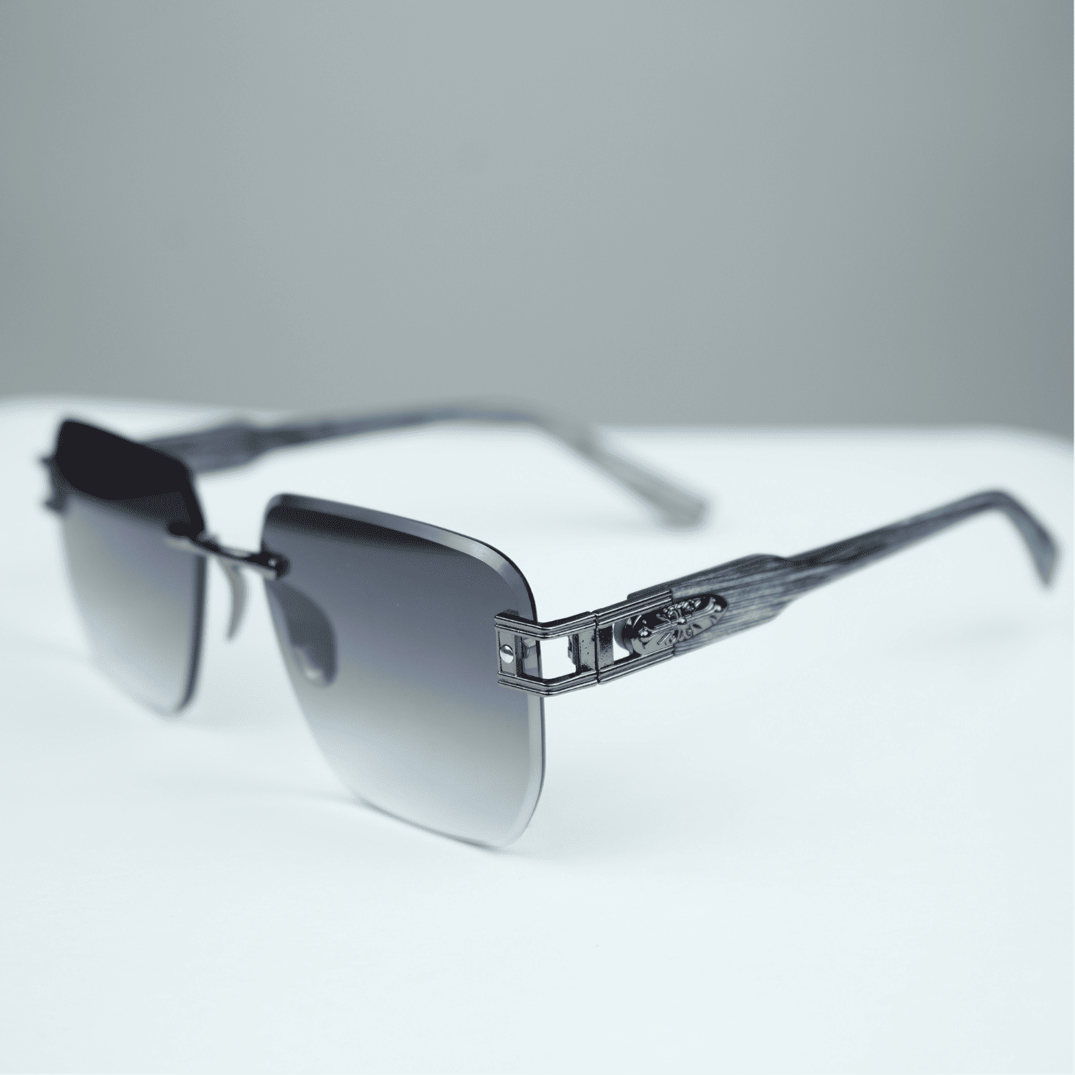 Rimless Gradient Square Sunglasses – Sleek & Stylish
