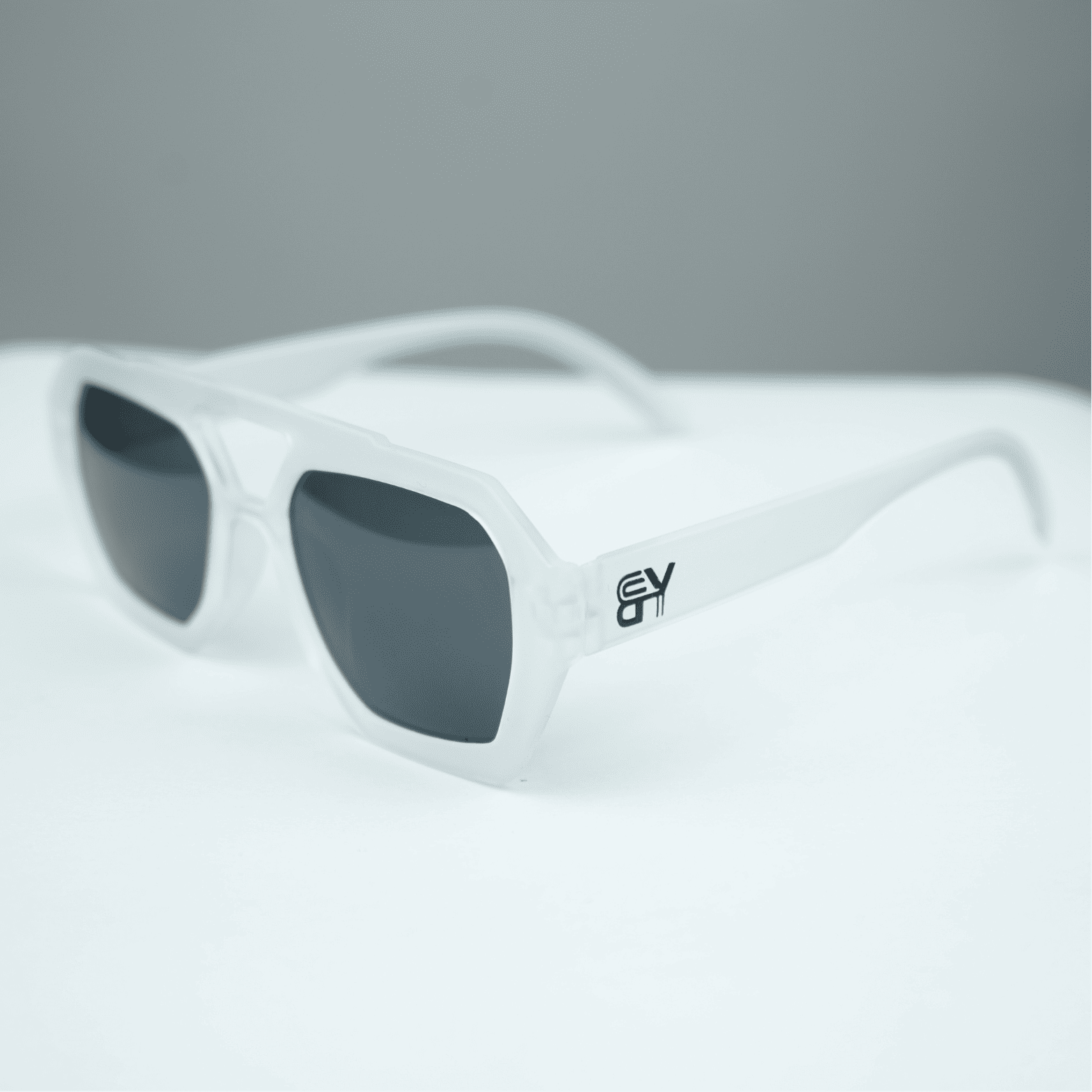 Reflective Sports Style Sunglasses 