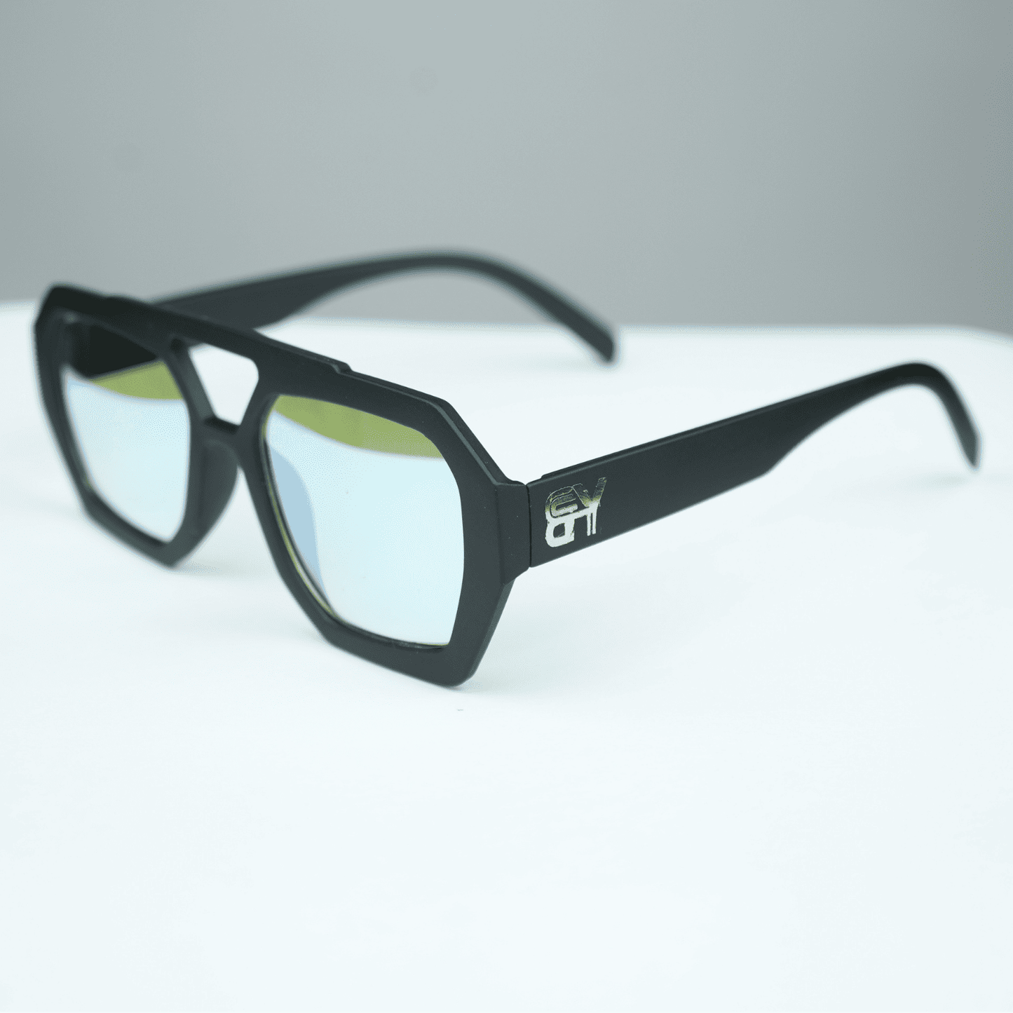 Reflective Sports Style Sunglasses 