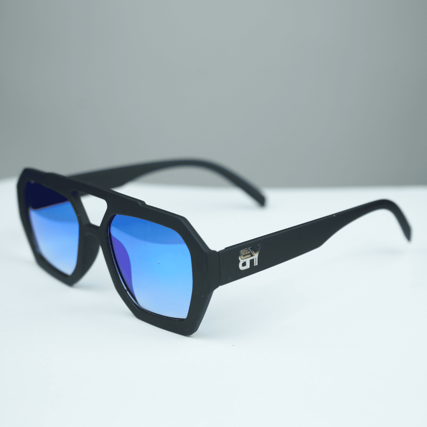 Reflective Sports Style Sunglasses 