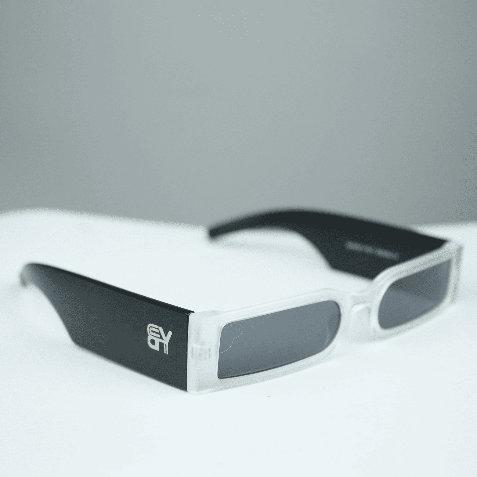 Retro Slim Rectangle Sunglasses 