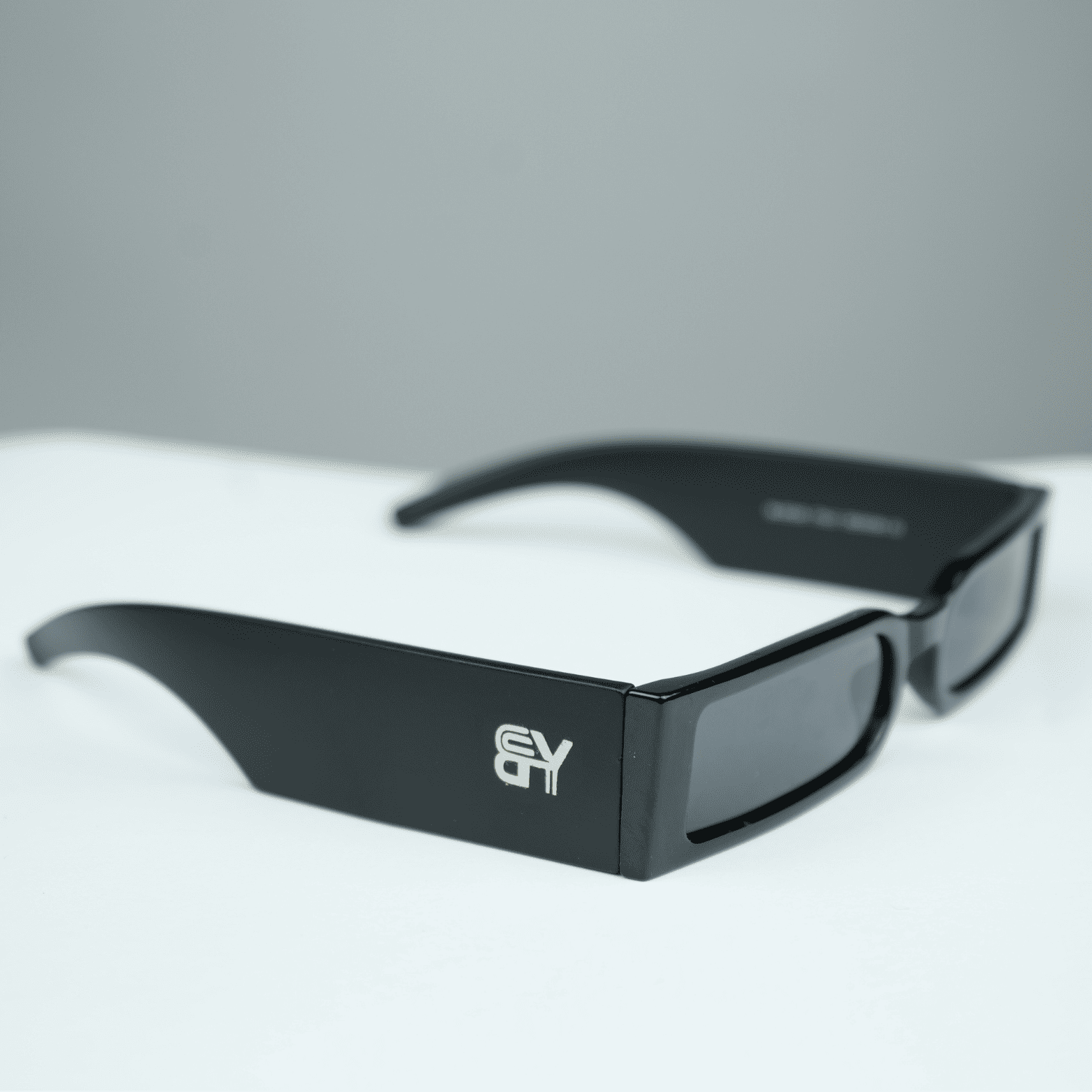Retro Slim Rectangle Sunglasses 