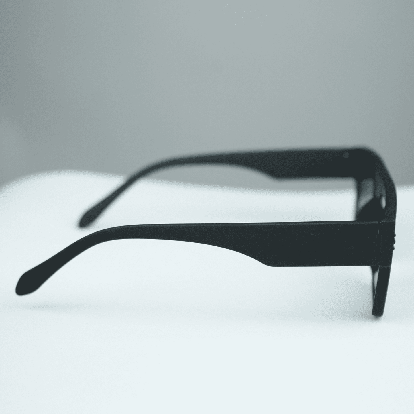 Bold Square Frame Sunglasses